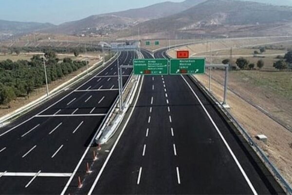 karayollarinda-yollar-muteahhit-kasasina-cikti-19-bin-liralik-ise-17-milyon-tl-harcamislar-788287-5